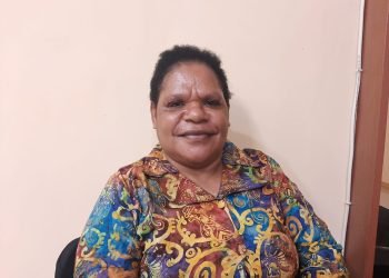 Masa Kerja Berakhir, Ketua Departeman Pelayanan Wanita Kingmi se-Tanah Papua Ucapkan Terima Kasih ke Bupati Puncak Willem Wandik