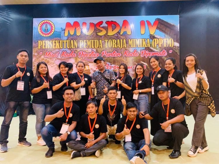 Ketua PPTM terpilih, Aldi Padua, ST saat foto bersama panitia Musda IV PPTM Tahun 2023