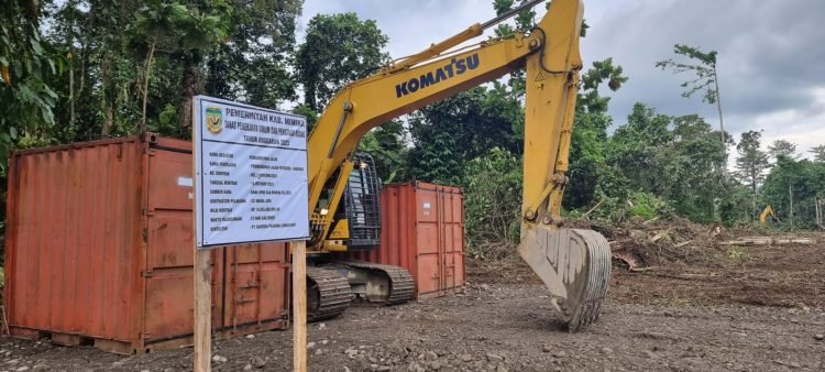 Akses jalan dari kawasan bundaran Petrosea ke Bandara Mozes Kilangin mulai dikerjakan