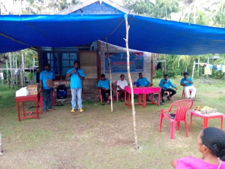 Suasana Kampanye Tatap Muka DPD Partai Gelora Biak Numfor Dapil V Biak Numfor di Kampung Bakribo, Sabtu (6/1)
