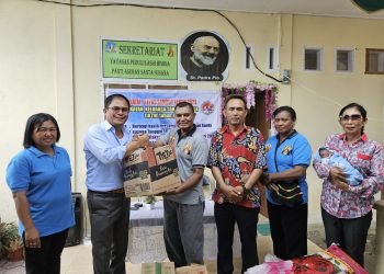 Ketua panitia Natal dan lepas sambut tahun IKT Mimika, Louis Paerong