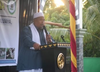 Ketua MUI Kabupaten Mimika, Ust Muh Amin Ar, SAg saat menyampaikan tausyah di Masjid Jabal-Rahmah Kampung Kaugapu, Distrik Mimika Timur, Sabtu (16/3/2024).