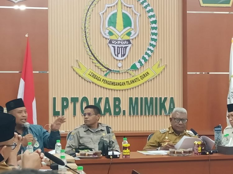 Suasana rapat panitia MTQ XXX se-Tanah Papua dengan Plt. Bupati Mimika