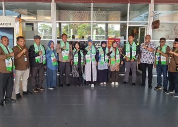 Peserta MTQ XXX se-Tanah Papua saat tiba dibandara Mozes Kilangin Timika