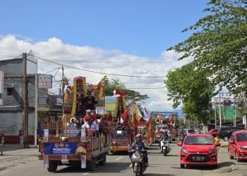 Peringati Hari Pahlawan Nasional Pongtiku, IKT Mimika Gelar Lomba Kendaraan Hias