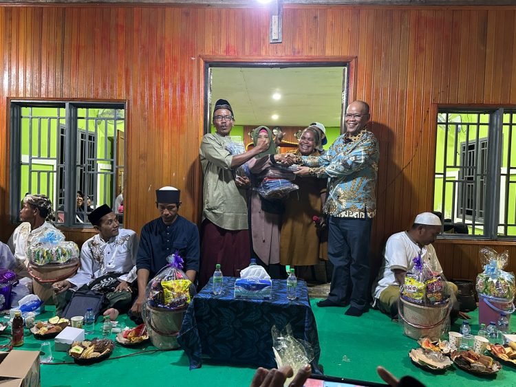 AIYE Rayakan Maulid Nabi Bersama Warga Sunda Banten di Mimika