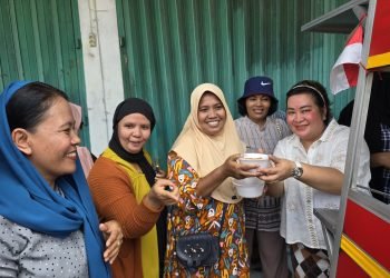 Jumat Berkah, AIYE Berbagi Kasih 1000 Porsi Bakso Gratis