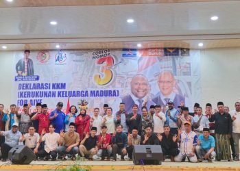 Warga Madura Mimika 100 Persen Dukung AIYE