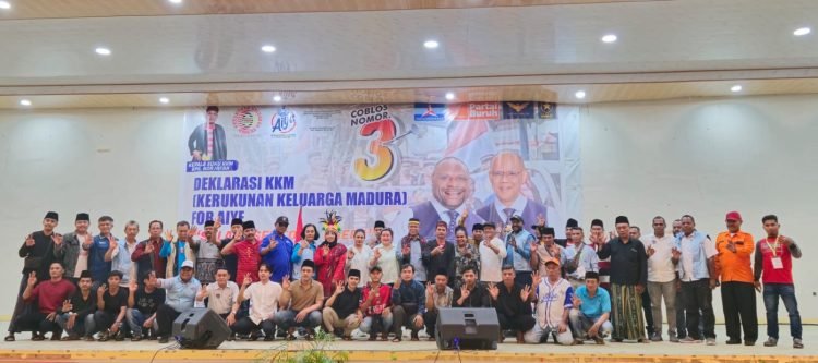 Warga Madura Mimika 100 Persen Dukung AIYE