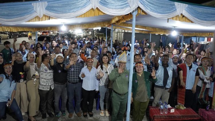 Beri Marga Pasaribu ke Yusuf Rombe, Warga Batak Mimika Sepakat Dukung AIYE