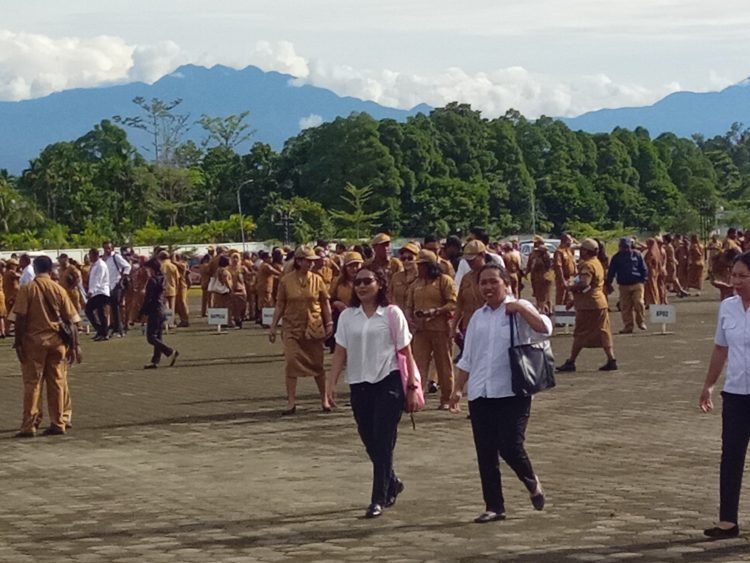 Bulan Puasa, Pj Bupati Mimika Minta ASN Jalankan Pelayanan Publik dan Dilarang Keliaran di Mall