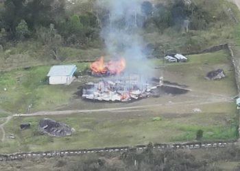 Istri Anggota KKB Selingkuh, KKB Bakar Sejumlah Gedung Termasuk Gedung Sekolah di Puncak.