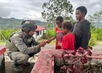 Pererat Hubungan Dengan Warga, Satgas Ops Damai Cartenz-2025 Gelar Patroli Dialogis di Oksibil