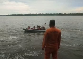 Diduga Mabuk Satu Penumpang KM Sirimau Cebur Diri ke Laut