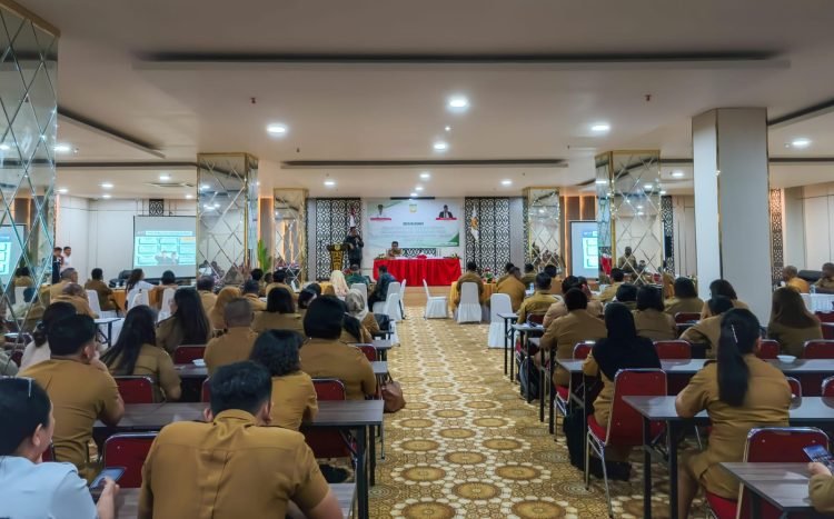 Pemkab Mimika Lakukan Sosialisasi Pemantauan dan Evaluasi Pelayanan Publik