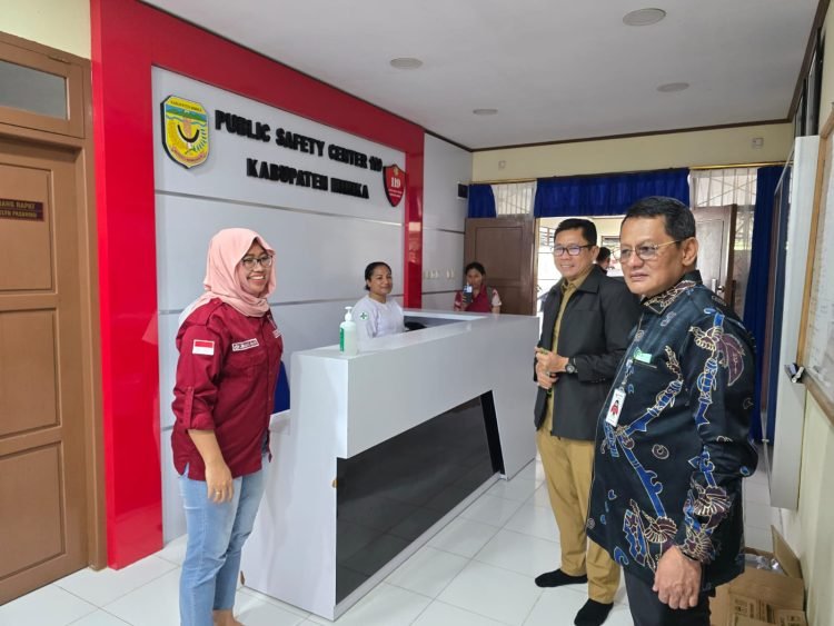 Memastikan Pelayanan Publik di Mimika Berjalan Baik, Deputi Otok Kuswandaru Lakukan SIDAK