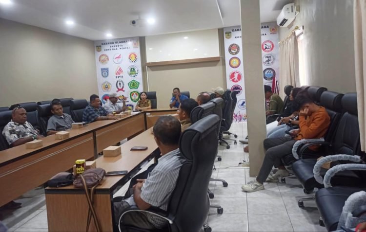 Gelar Rapat Bersama Cabor, Ini Program KONI Mimika di Tahun 2025
