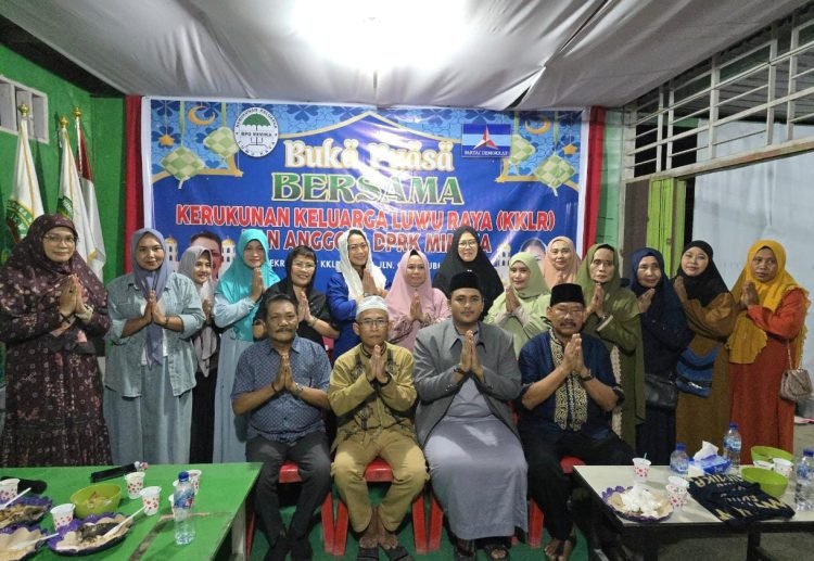 Pupuk Persatuan, Anggota DPRK Mimika, Desi Putrika Gelar Buka Puasa Bersama Warga KKL Raya