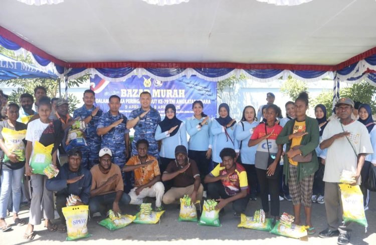 Sambut HUT Ke-79 TNI AU, Lanud YKU Gelar Bazar Murah Untuk Waega