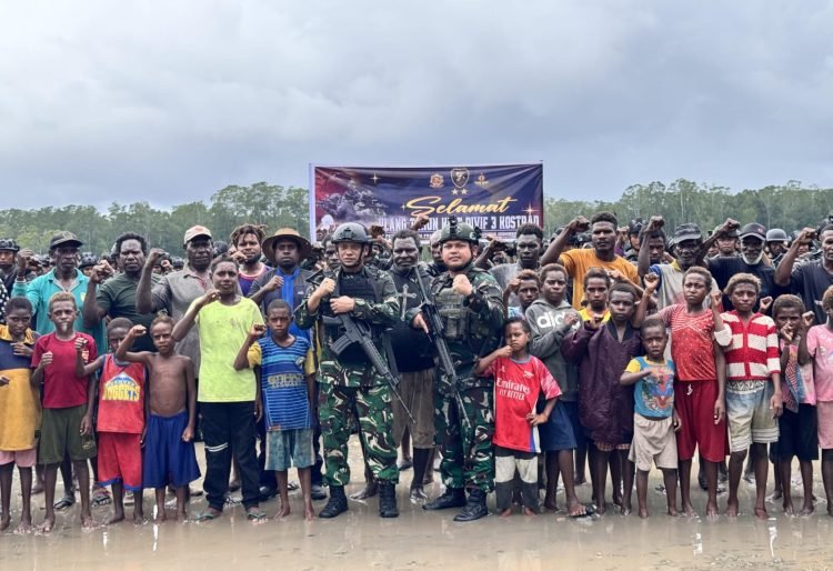 Peringati HUT Divisi 3 Kostrad, Prajurit Brigif 20/IJK dan Yonif 754/ENK Gelar Hanmars, Bakti Sosial dan Karya Bakti