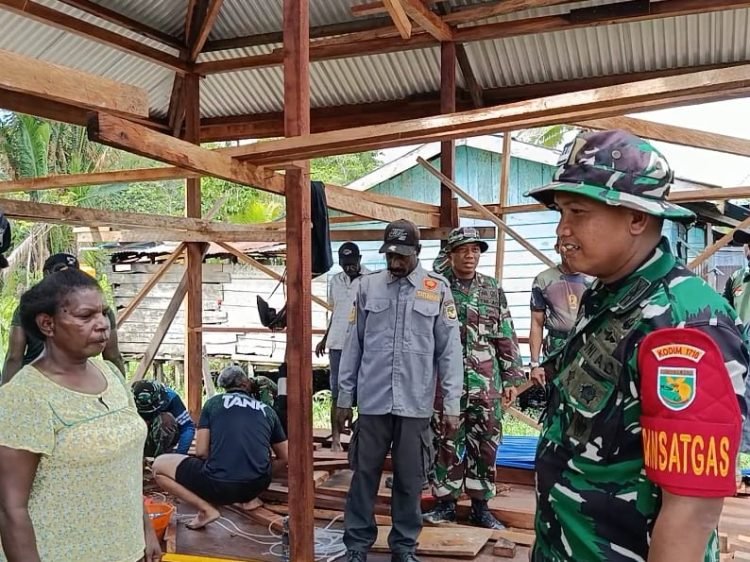 Dansatgas TMMD Tinjau Progres Pembangunan Rumah