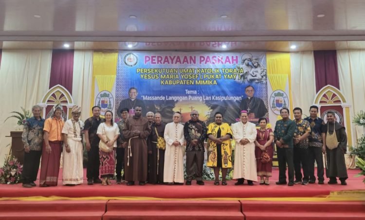 Uskup Agung Makassar Pimpin Misa Paskah Umat Katolik Toraja di Mimika