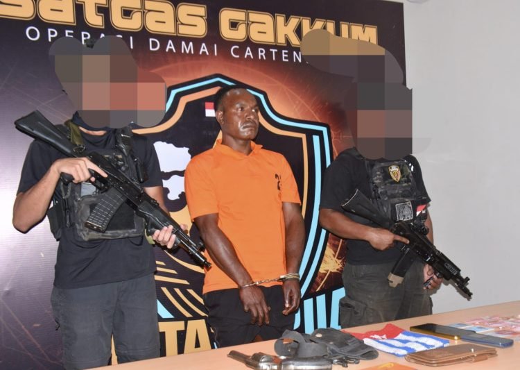 DPO KKB Puncak, Yekis Wanimbo alias Salah Makan Tabuni Ditangkap di Mimika, Kepemilikan Senpi Terungkap