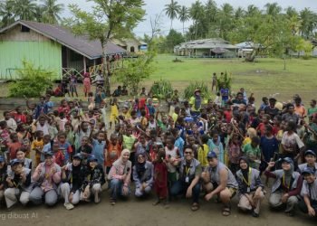Mahasiswa KKN UGM Gandeng Komunitas Pijar Mimika Sosialisasi Pendidikan dan Kesehatan Kepada Anak-Anak Kampung Atuka