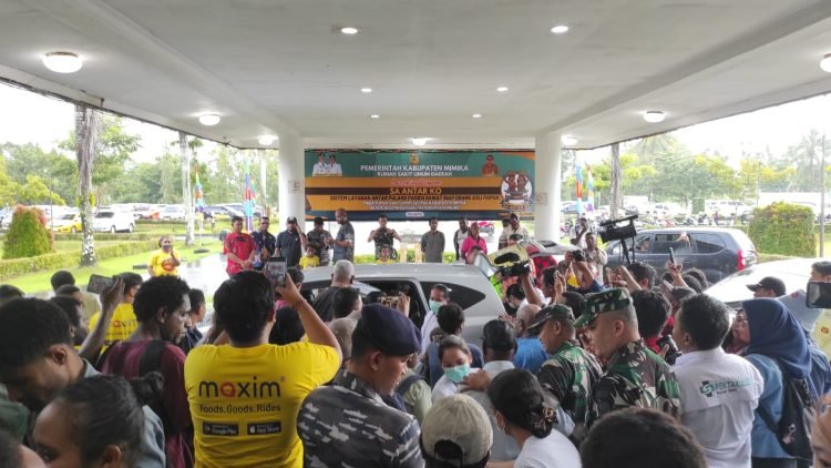 Peduli OAP, RSUD Mimika Launching Program “Sa Antar Ko” Transportasi Gratis untuk Pasien Pasca Rawat Inap