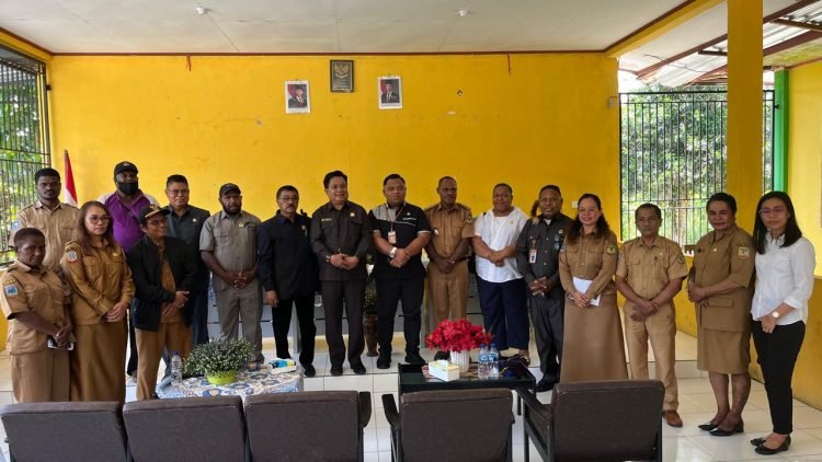 Gelar Kunker ke Distrik Iwaka, Komisi I DPRK Mimika Terima Keluhan Kepala Distrik