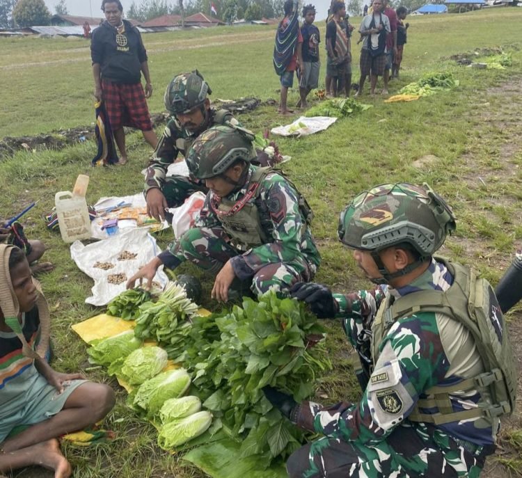 Pikat Hati Warga Homeyo, Yonif 754/ENK Luncurkan Program ROSITA