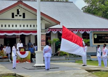 Dipadukan Dengan Budaya Suku Kamoro, Upacara 17 Agustus Atuka Distrik Mimika Tengah Berjalan Lancar