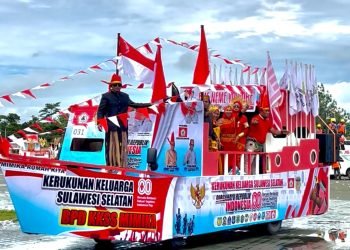 KKSS Mimika Ikut Ramaikan Karnaval Budaya Nusantara Dalam Rangka HUT RI ke-80