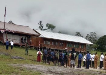 Upacara 17 Agustus Distrik Jila Berlangsung Khidmat