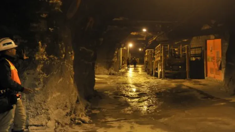 Dua dari 7 Karyawan Terjebak Longsor Ditemukan Meninggal Dunia