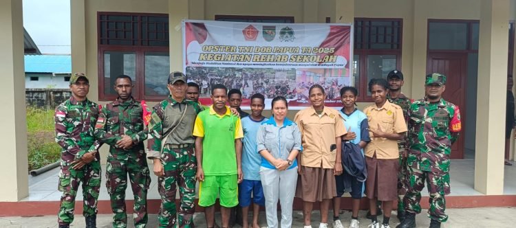 Sambut HUT ke-80 TNI, Kodim 1706/Nduga Serahkan Ruang UKS untuk SMPN 1 Kenyam