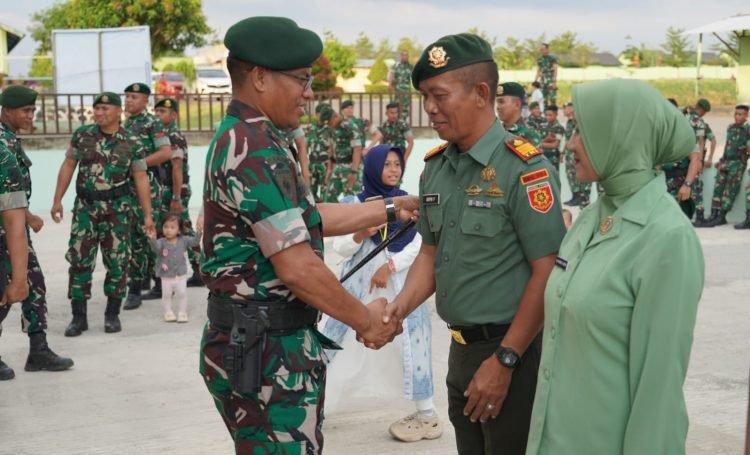 Pimpin Upacara Korps Kenaikan Pangkat, Dandenpal Divif 3 Kostrad: Jadilah Prajurit Yang Membanggakan Negara dan Keluarga