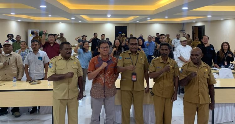 Gelar Sosialisasi Bagi Wartawan, Kominfo Mimika Hadirkan Dewan Pers Jadi Narasumber