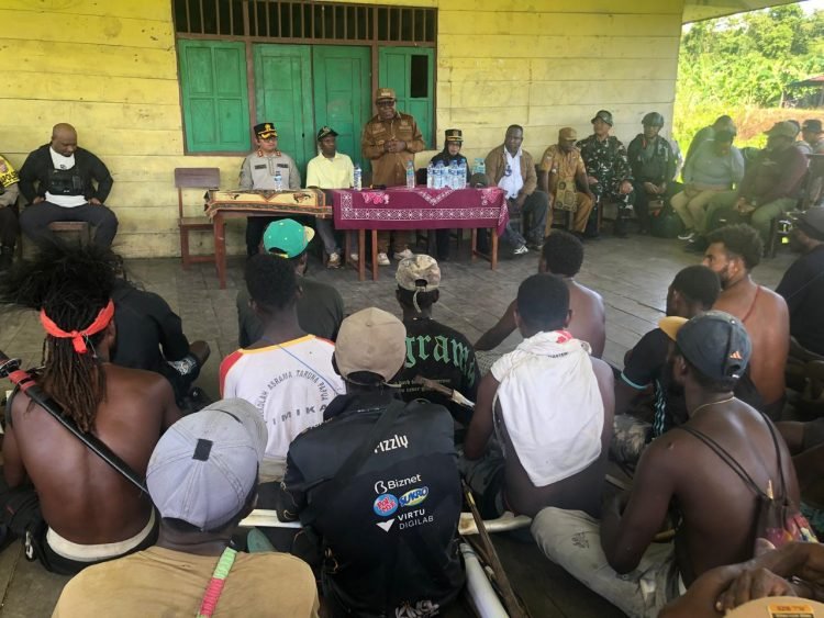 Sikapi Konflik Tapal Batas di Kapiraya, Pemda Mimika, DPRK dan Kapolres Turun Langsung Masyarakat