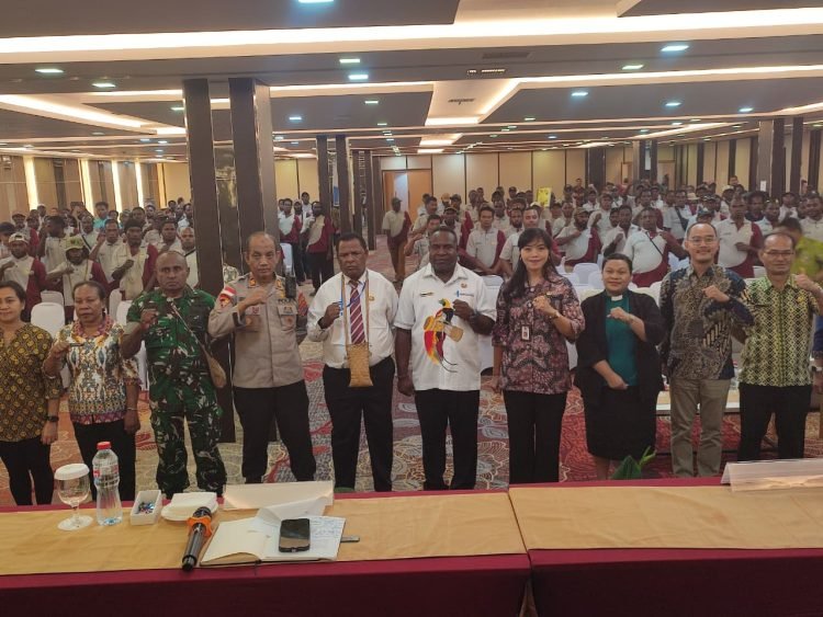 DMPK Mimika Bina Aparatur Desa Melalui Pelatihan Peningkatan Kapasitas