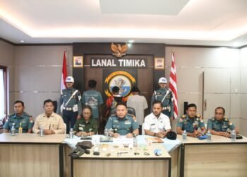 Ungkap Peredaran Narkotika di Pelabuhan Pomako, Lanal Timika Serahkan Pelaku dan Barang Bukti ke Polres Mimika