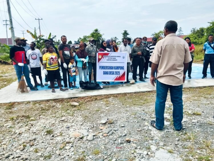 Clean Friday, Pemkam Nawaripi Gelar Bersih Kampung di 4 RT