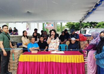 Jelang Idul Fitri, Pemkab Mimika Gelar Gerakan Pangan Murah di Masjid Babussalam