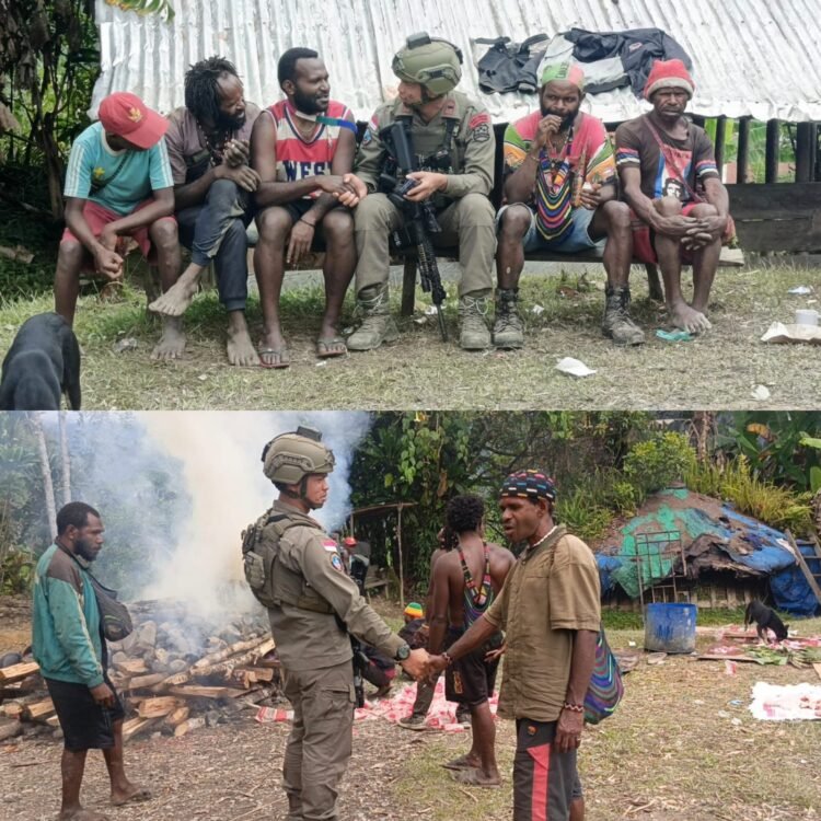 Patroli Humanis di Intan Jaya, Satgas Ops Damai Cartenz Duduk dan Berdialog dengan Warga