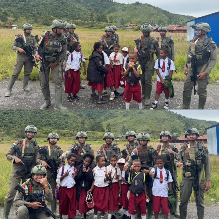 Patroli Humanis Satgas Ops Damai Cartenz di Oksibil Hadirkan Kehangatan Bagi Warga dan Anak-Anak