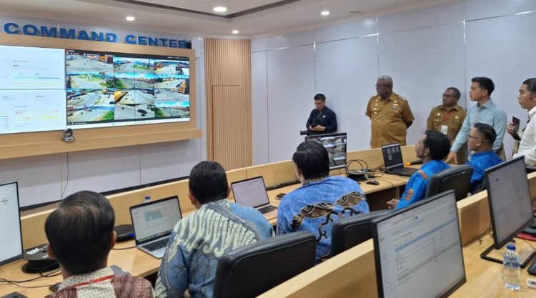 Pastikan Layanan Aduan Masyarakat Responsif, Wapres Gibran Rakabuming Tinjau Command Center Mimika