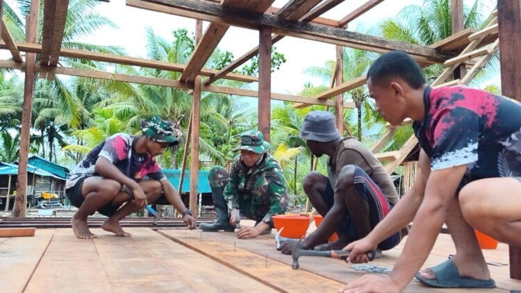Seluruh Pemasangan Lantai Rampung, Progres Pembangunan Rumah TMMD Terus Dikebut