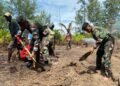 Usai Buka Lahan, Satgas TMMD Bersama Warga Mulai Pembuatan Bedengan
