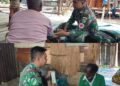 Menyusuri Kampung, Tim Kesehatan Satgas TMMD Layani Warga dari Rumah ke Rumah