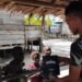 Satgas TMMD Bagikan Ransum kepada Anak-Anak di Kampung Keakwa